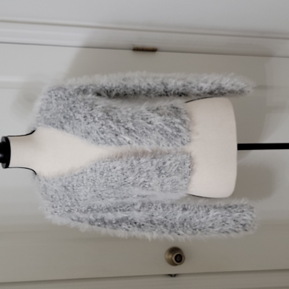 DIvided, Size XS Gray (Black & White) Fuzzy Sweater / Jacket. Open Front, NEW